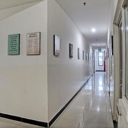 Spot On 92822 Finest House Near Amplas Bus Terminal Medan Exterior foto